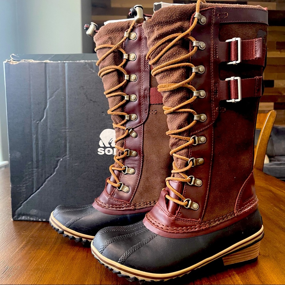 Sorel Conquest Carly II Redwood Tabacco Sequoia Waterproof High Woman Boot Sz 8